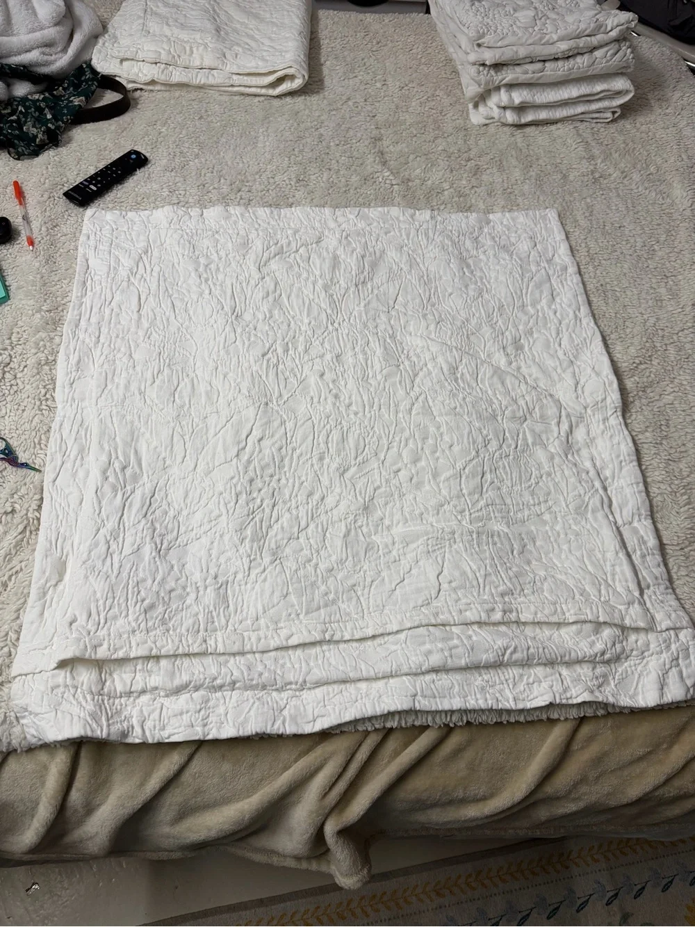 Pottery Barn lightweight quilted